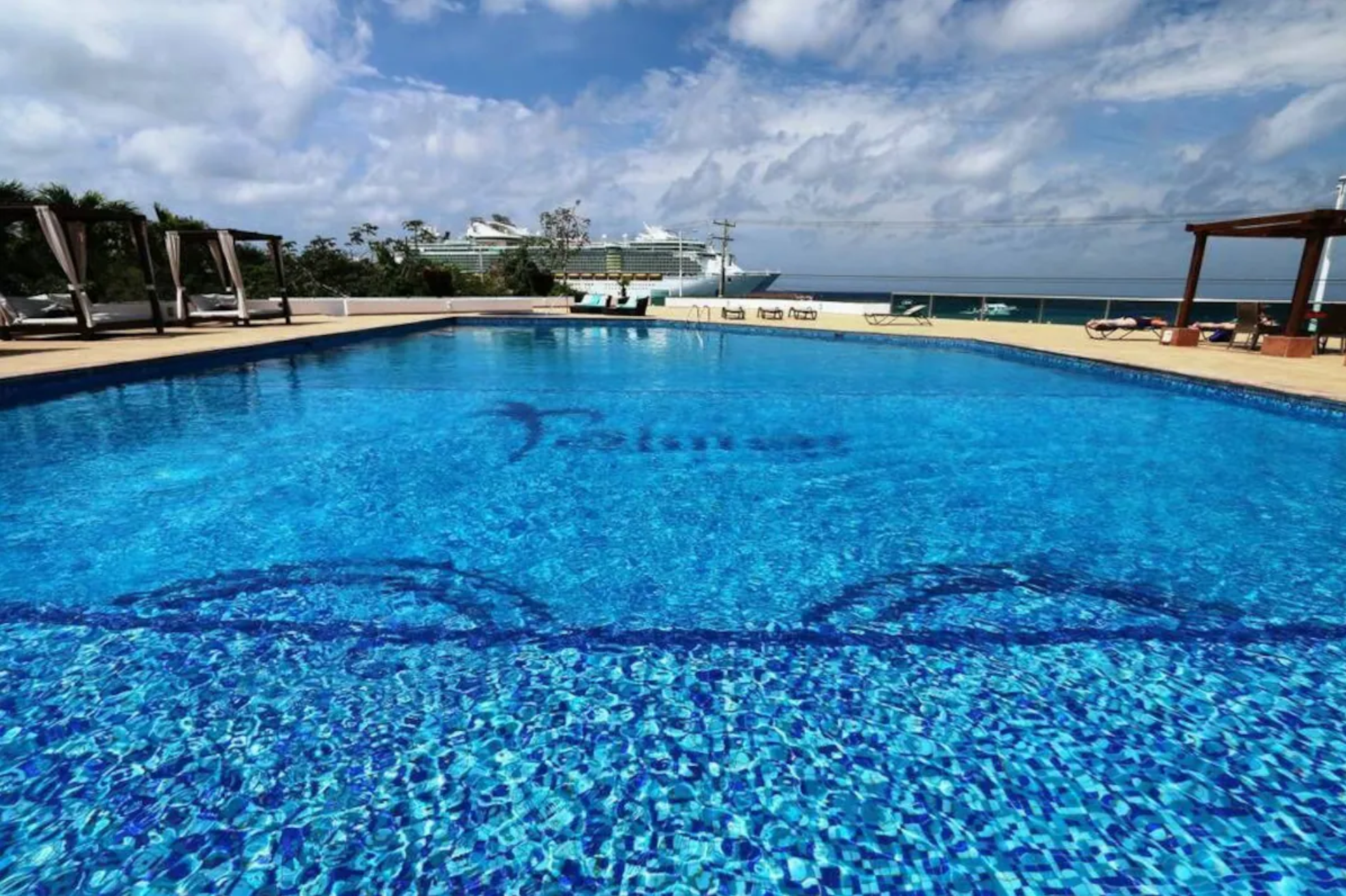 Spectacular ocean view from the balcony